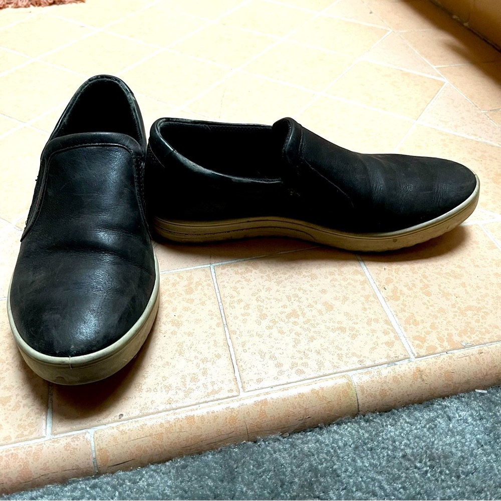 Ecco sneakers